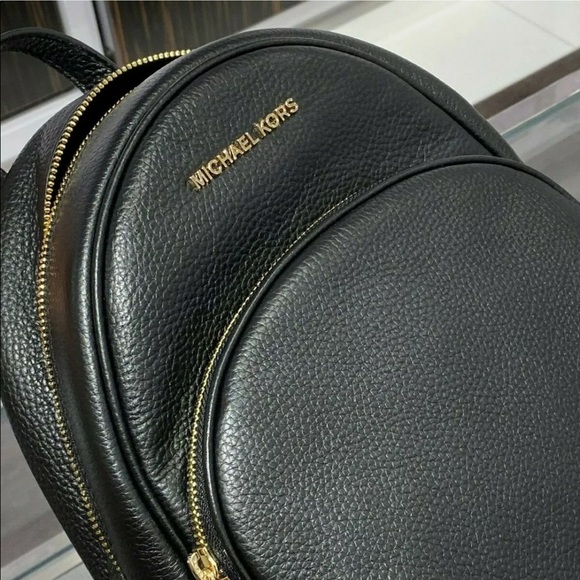 Michael Kors Bags Nwt Mk Abbey Medium Backpack Pebbled Leather